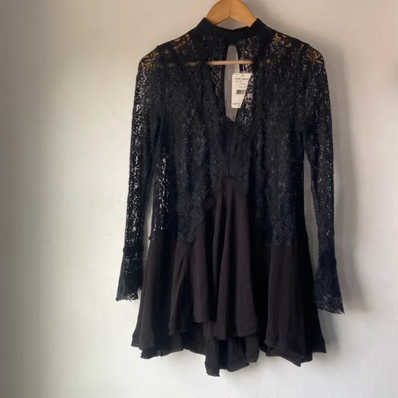 NWT Free People XS Tell Tale Lace Tunic - Picture 2 of 14